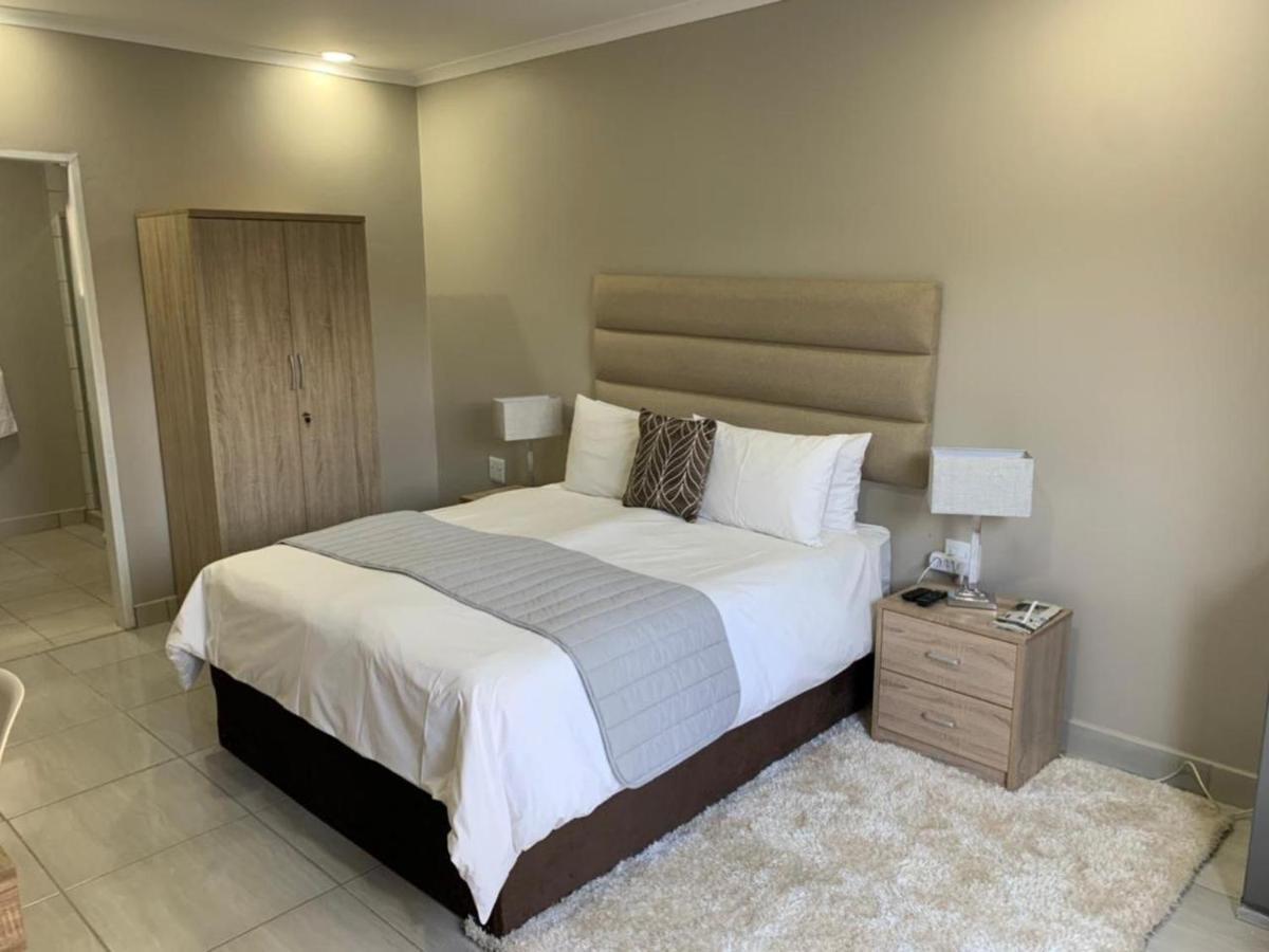 Fin And Feather Guest Lodge Boksburg Extérieur photo