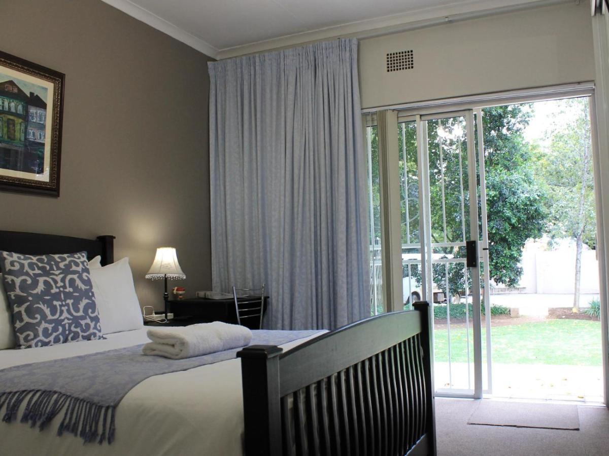 Fin And Feather Guest Lodge Boksburg Extérieur photo