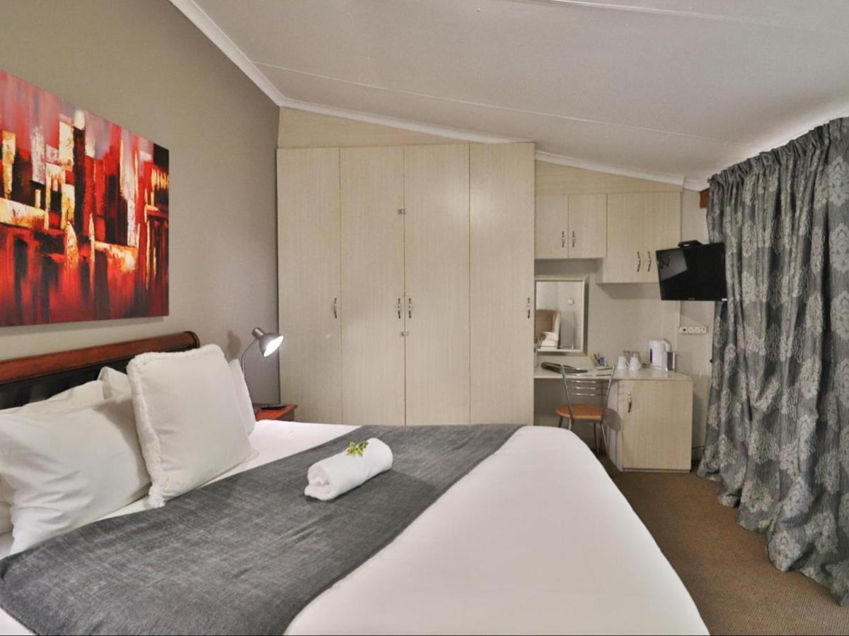 Fin And Feather Guest Lodge Boksburg Extérieur photo