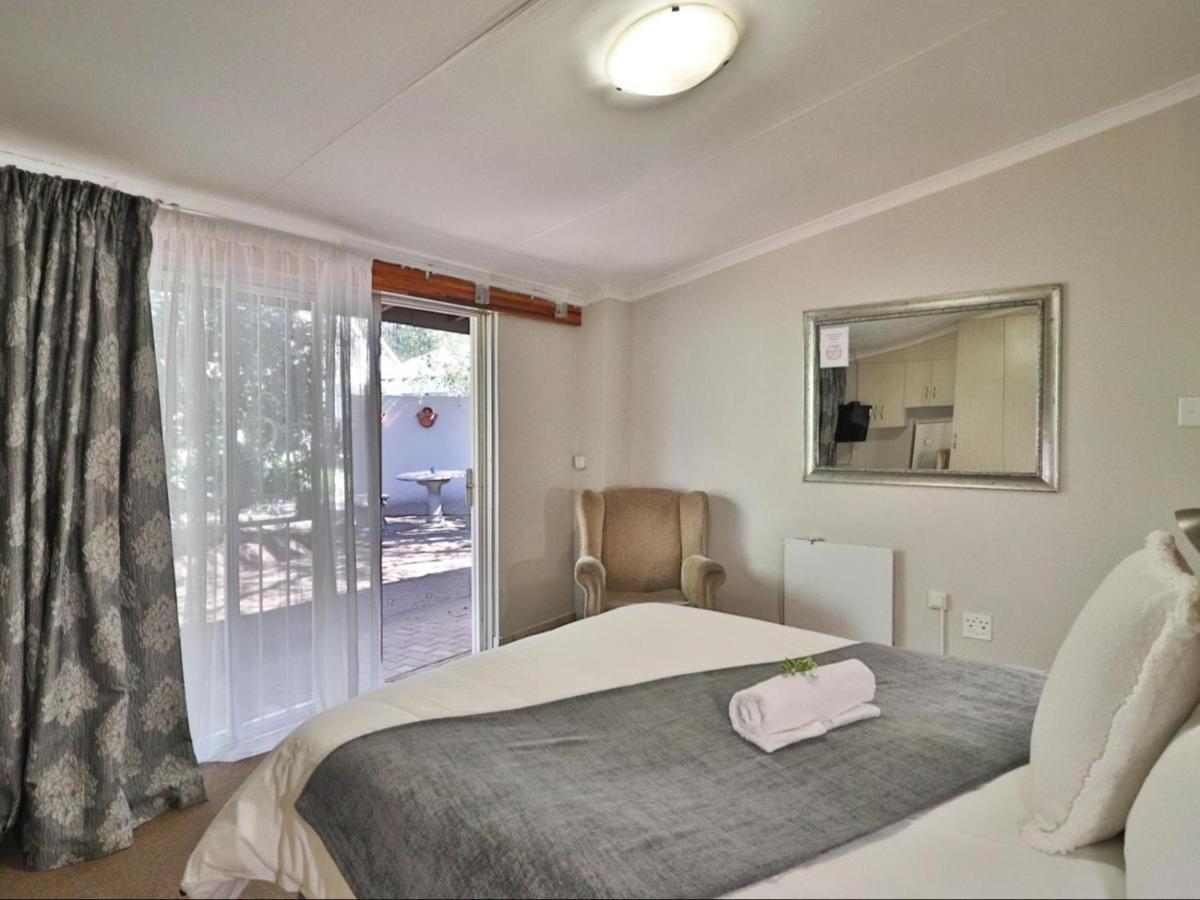 Fin And Feather Guest Lodge Boksburg Extérieur photo