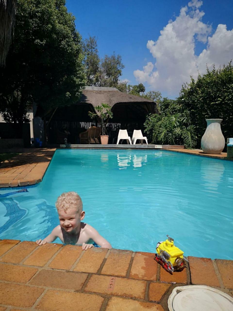 Fin And Feather Guest Lodge Boksburg Extérieur photo