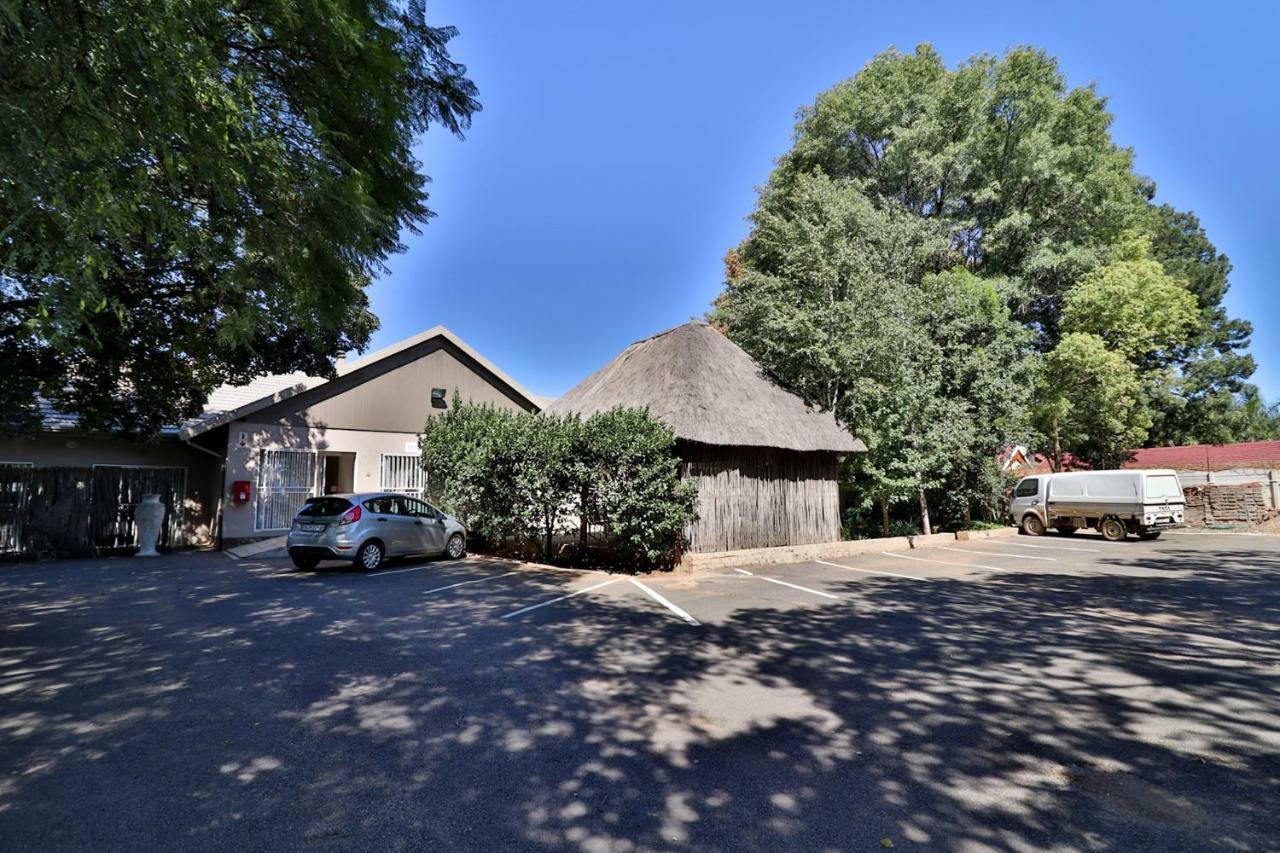 Fin And Feather Guest Lodge Boksburg Extérieur photo